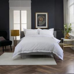 The Lyndon Company Hampstead Percale Cotton Duvet Set - thumbnail 2