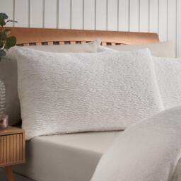 Catherine Lansfield Textured Wave Faux Fur Duvet Cover Set - thumbnail 2