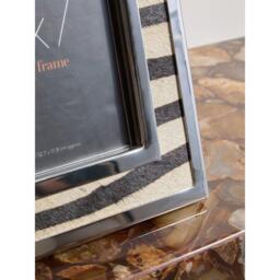 Fifty Five South Kensington Townhouse 5in x 7in Zebra Design Photo - thumbnail 3