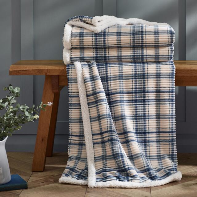 Catherine Lansfield Cosy Ribbed Check Blanket Throw - image 1