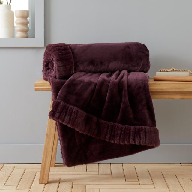 Catherine Lansfield Velvet And Faux Fur Soft Touch Blanket Throw - image 1