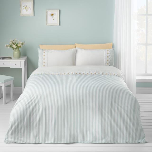 Catherine Lansfield Embroidered Daisy Soft Touch Duvet Cover Set