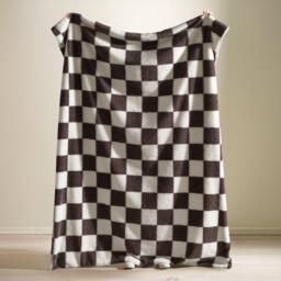 Catherine Lansfield Cosy Soft Checkerboard Fleece Blanket Throw - thumbnail 2