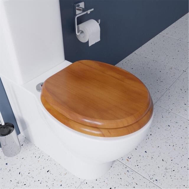 Croydex Davos Flexi-Fix Toilet Seat - image 1