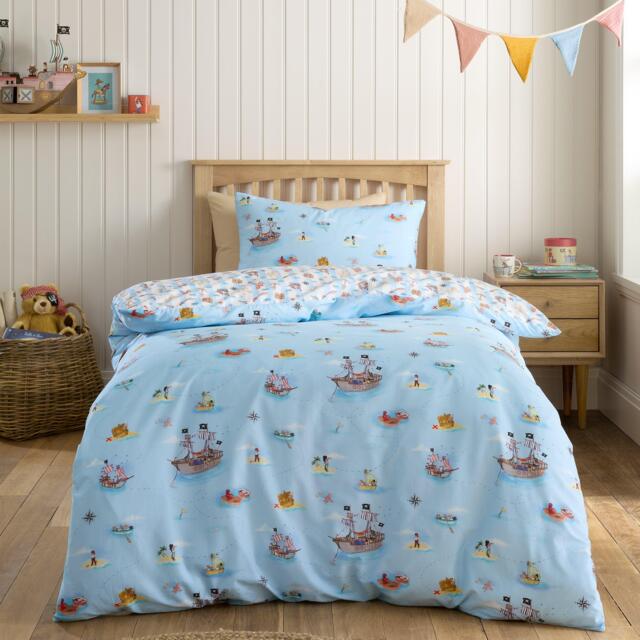 Belle & Boo Pirates Reversible Cotton Duvet Cover Set
