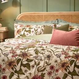 Wylder Wallflower Printed Botanical Duvet Set - thumbnail 3