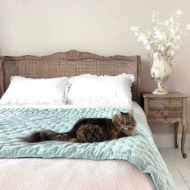 Peachskin Quilted Bedspread in Sienna Mint (Grande) - thumbnail 3