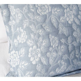 Cotswold Garden Pale Blue Reversible Bedspread and Pillow Sham Set - thumbnail 2