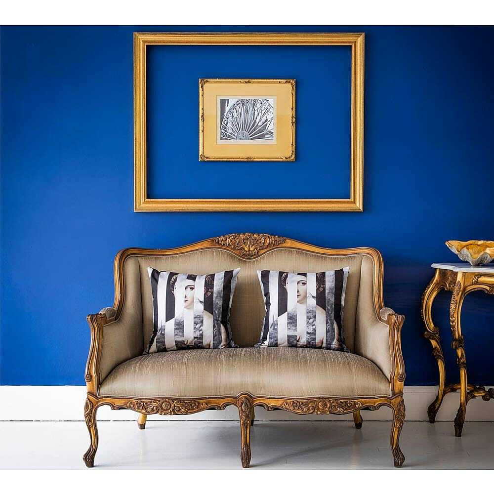 Palais de Versailles Gold Bedroom Sofa - image 1