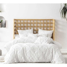 California Springs Bed Linen Set (Double Set) - thumbnail 1