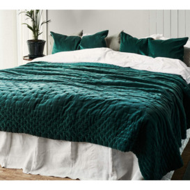 Plushious Emerald Green Cotton Velvet Quilted Bedspread