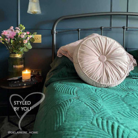 Amortie Luxury Quilted Bed Linen Set in Emerald Green (Extra Classic Pillowcase) - thumbnail 2