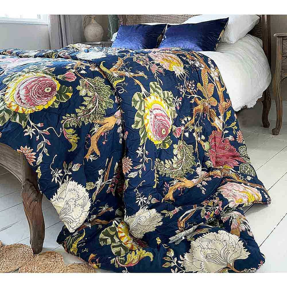 Midnight Carnation Quilted Bedspread - image 1