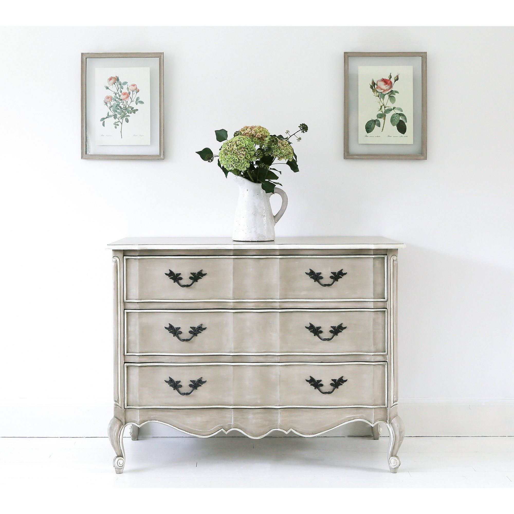 Amour Classic Chest of Drawers - image 1
