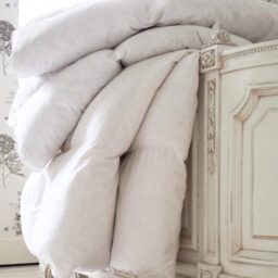 Vispring Pyrenean Duck Down and Feather Luxury Duvet (Superking) - thumbnail 3