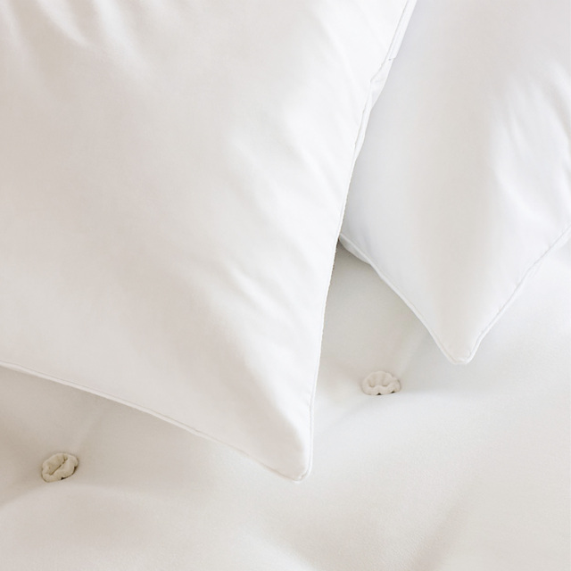 Vispring Hungarian Goose Feather and Down Luxury Pillow (Pillow) - image 1