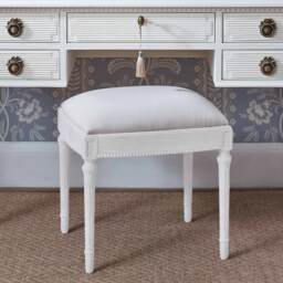 Gustavian White Dressing Table - thumbnail 2