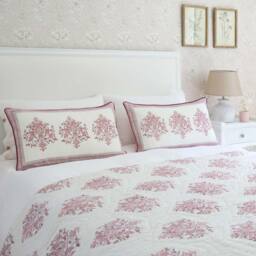 Roza Petal Pink Cushion - thumbnail 4