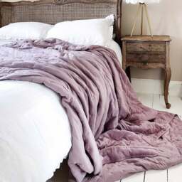 Peachskin Quilted Bedspread in Lilac Pink (Bedspread) - thumbnail 1