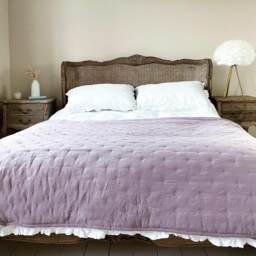 Peachskin Quilted Bedspread in Lilac Pink (Bedspread) - thumbnail 3