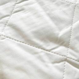 Grand Quilted Mattress Protector (King) - thumbnail 2
