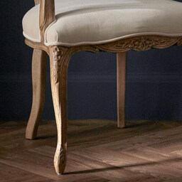 Love Story Velvet Armchair - thumbnail 4