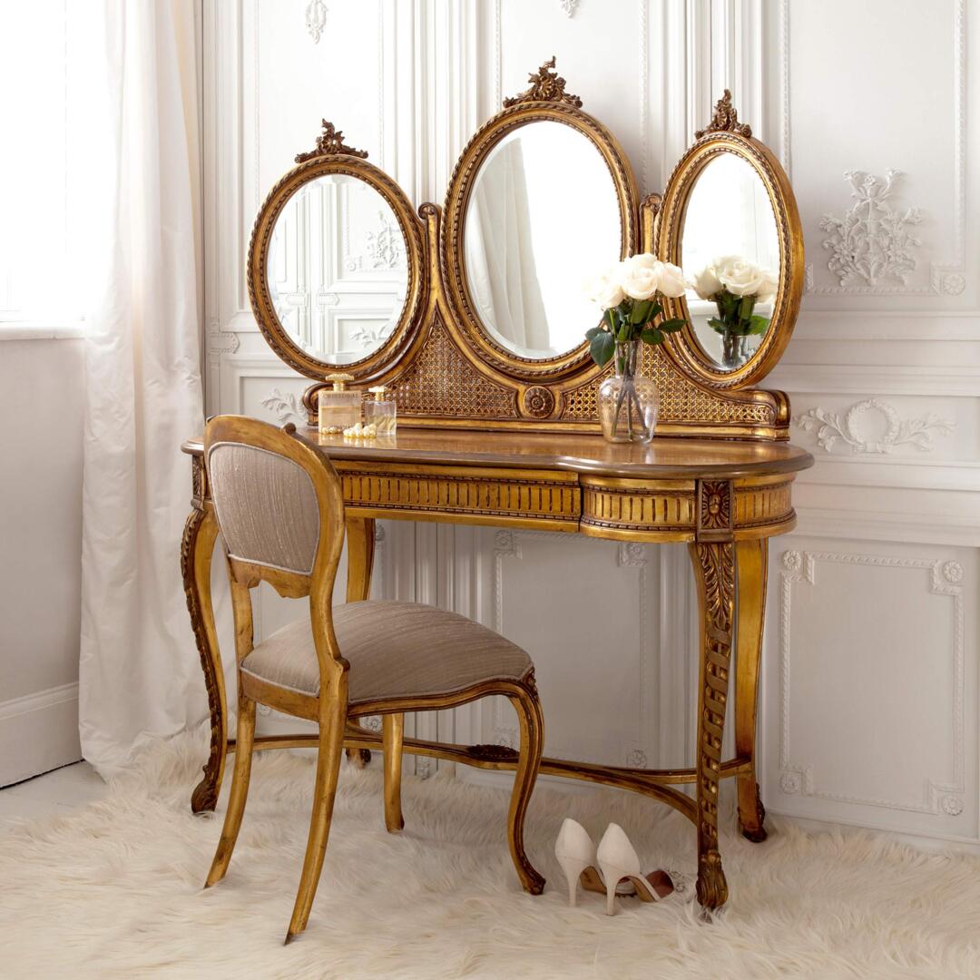 Palais de Versailles Gold Gilt Dressing Table by French Bedroom |  uFurnish.com