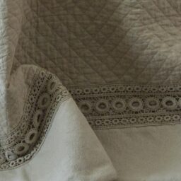 Lace Matelassé Cotton Bedspread (Medium) - thumbnail 2