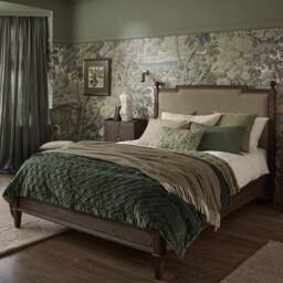 The Luxuriator Bedspread in Forest Green Velvet - thumbnail 3