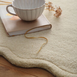 Elsie Scallop Runner in Cream - thumbnail 2