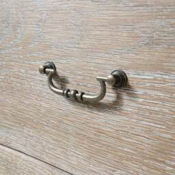 French Romance 4-Drawer Chest - thumbnail 4