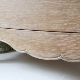 French Romance 4-Drawer Chest - thumbnail 3