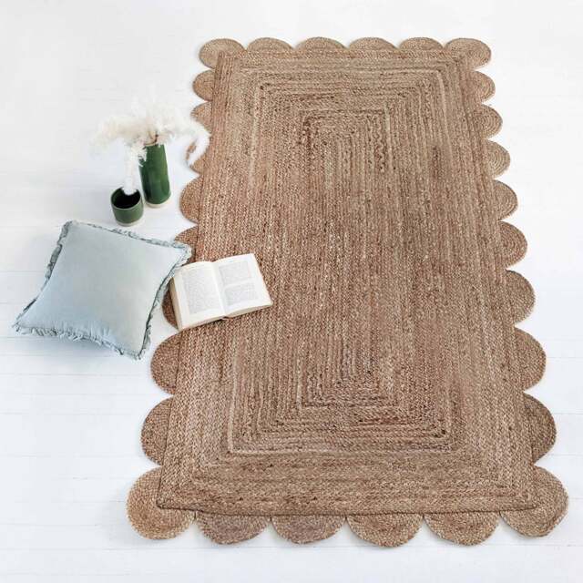 Sundar Scallop Natural Jute Rug - image 1