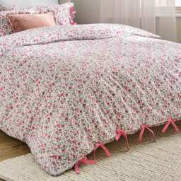 Hannah Wild Rose Bed Linen Set in Pink (Superking Set) - thumbnail 2