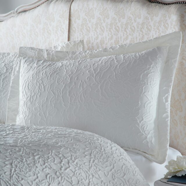 Joyous Jacquard White Bed Linen Set (Superking Set)