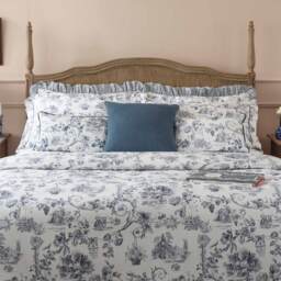 Mélange Linen Cushion in Blue - thumbnail 3