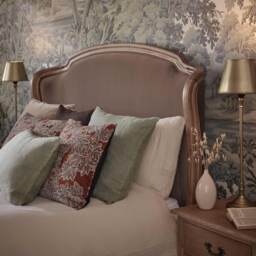 Mélange Linen Cushion in Olive - thumbnail 4