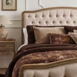 Velvet Cushion in Oatmeal (Large) - thumbnail 2