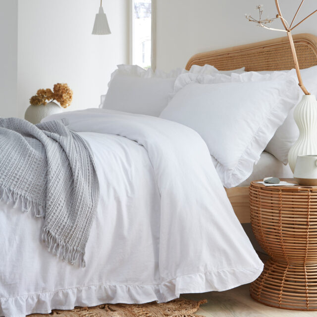 Ruffled Romantic Bed Linen Set (Double Set) - image 1