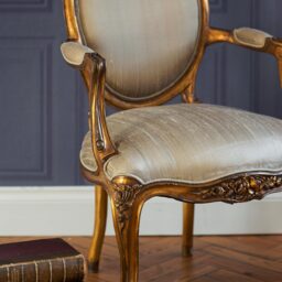 Palais de Versailles Mummy Gold Gilt Chair - thumbnail 2