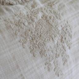 La Belle Époque Nude Cushion Cover (Grande) - thumbnail 5