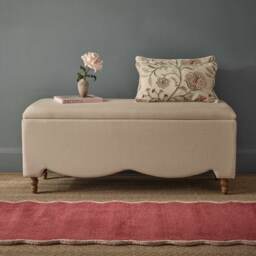 Elsie Scallop Runner in Red & Pink - thumbnail 2