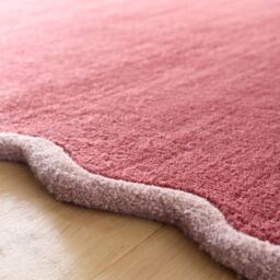Elsie Scallop Runner in Red & Pink - thumbnail 5