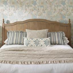 Clair de Lune Carved French Bed (Double Bed) - thumbnail 4