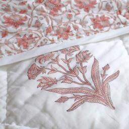 Nest Hand Blocked Bedspread Set - thumbnail 5
