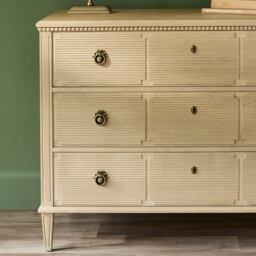Gustavian Chest of Drawers - thumbnail 2
