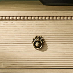 Gustavian Chest of Drawers - thumbnail 3