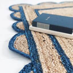Sundar Scallop Blue Jute Rug - thumbnail 2