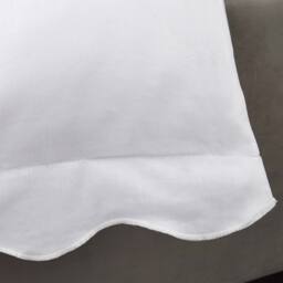Scalloped White Bed Linen Set (Double Set) - thumbnail 3