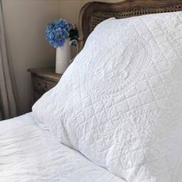 French White Cotton Quilted Bedspread & Pillow Sham Set - thumbnail 2